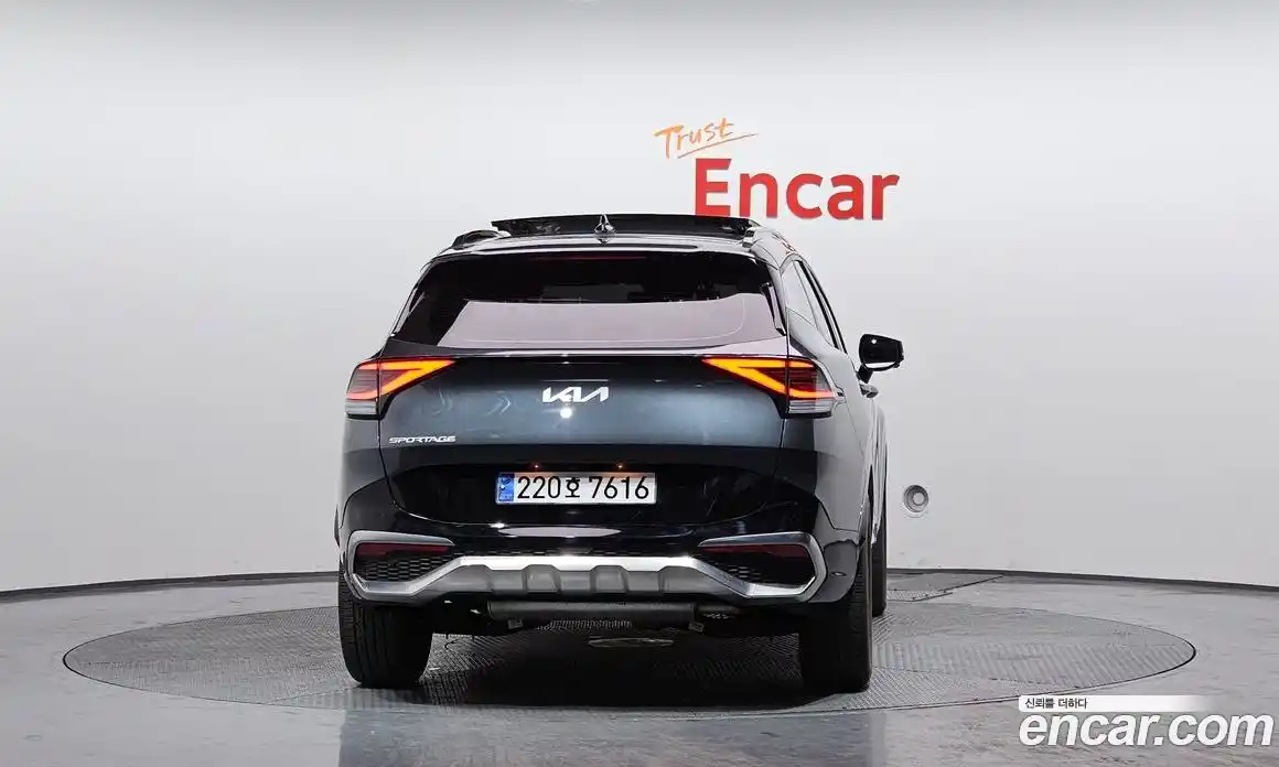 Kia Sportage 2023 1.6 Автомат в Москве № 798348, фото 4