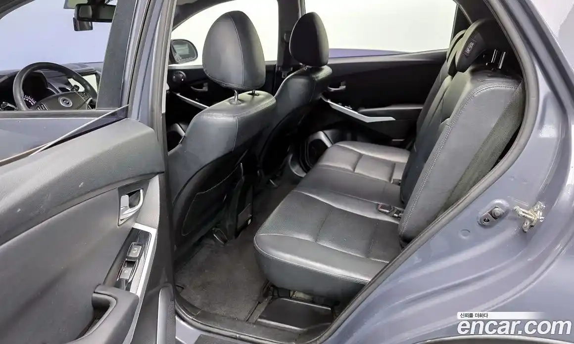 SsangYong Korando 2015 2.2 гидро в Москве № 799419, фото 12