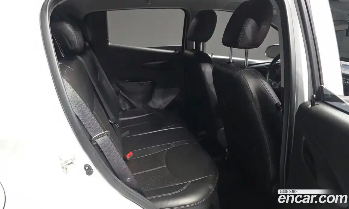 Chevrolet Spark 2015 1.0 Автомат в Москве № 799826, фото 12