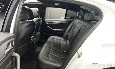 BMW 5-Series 2018 2.0 Автомат в Москве № 800407, миниатюра 12