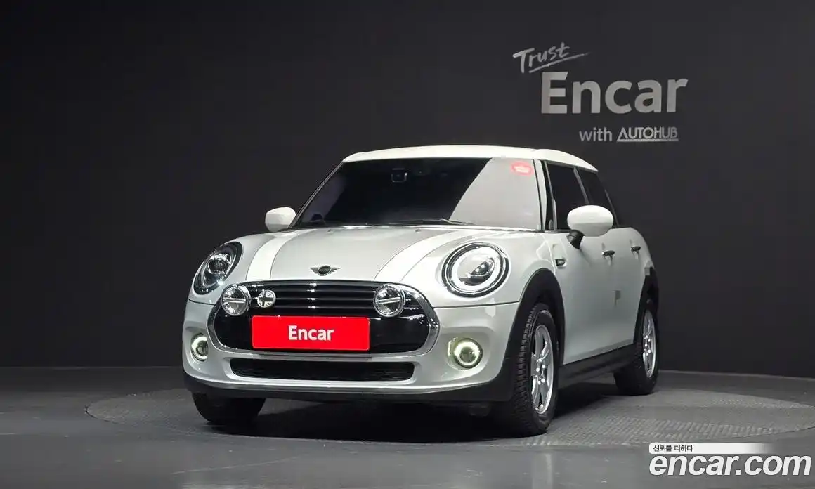 Mini Cooper 2020 1.5 Автомат в Москве № 802413, фото 3