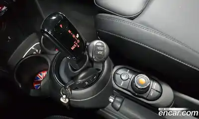 Mini Cooper 2020 1.5 Автомат в Москве № 802413, миниатюра 9