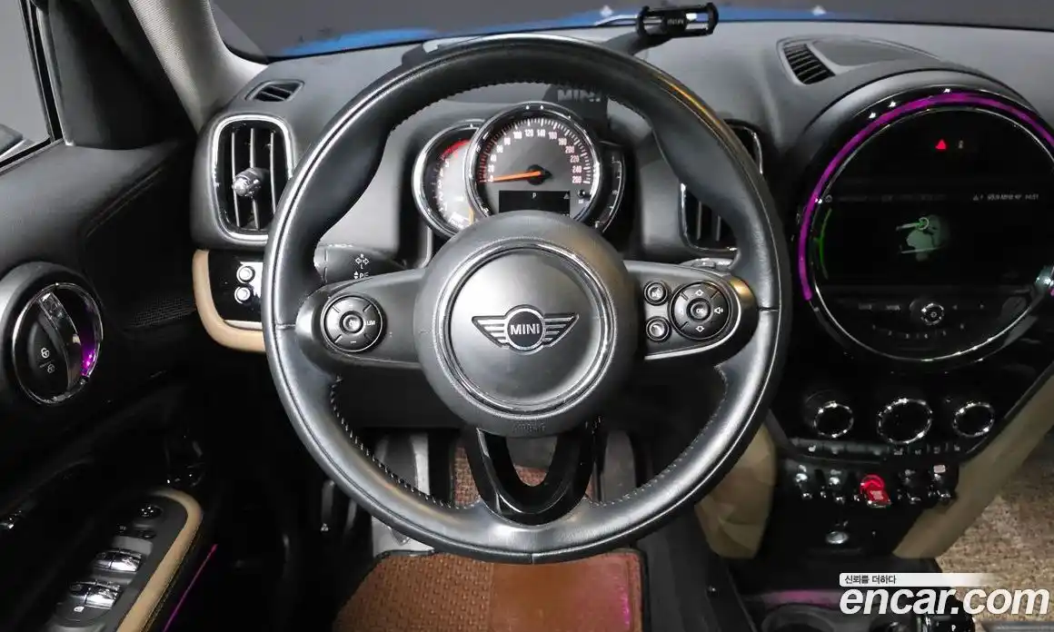 Mini Countryman 2019 2.0 Автомат в Москве № 802418, фото 13