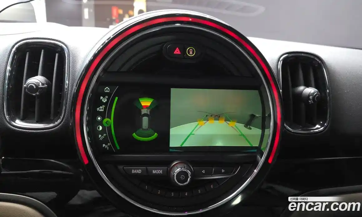 Mini Countryman 2019 2.0 Автомат в Москве № 802418, фото 15