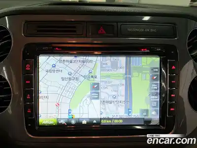 Volkswagen Tiguan 2016 2.0 Автомат в Москве № 803052, миниатюра 11