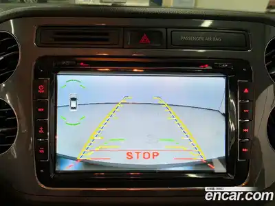 Volkswagen Tiguan 2016 2.0 Автомат в Москве № 803052, миниатюра 12