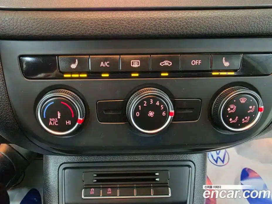 Volkswagen Tiguan 2016 2.0 Автомат в Москве № 803052, фото 13