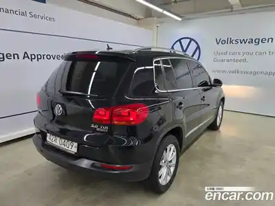 Volkswagen Tiguan 2016 2.0 Автомат в Москве № 803052, миниатюра 2