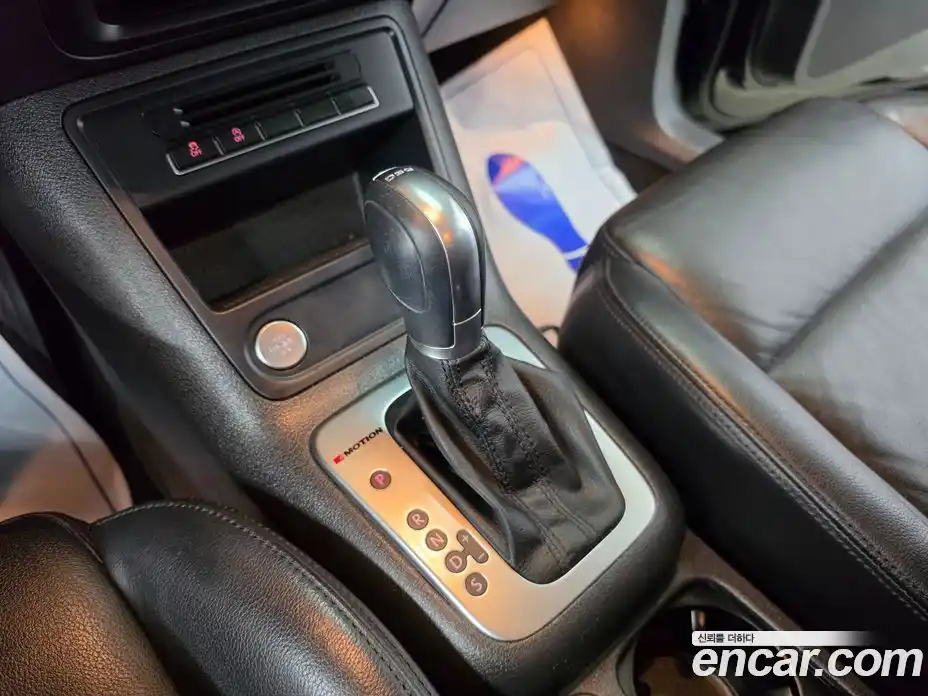 Volkswagen Tiguan 2016 2.0 Автомат в Москве № 803052, фото 9