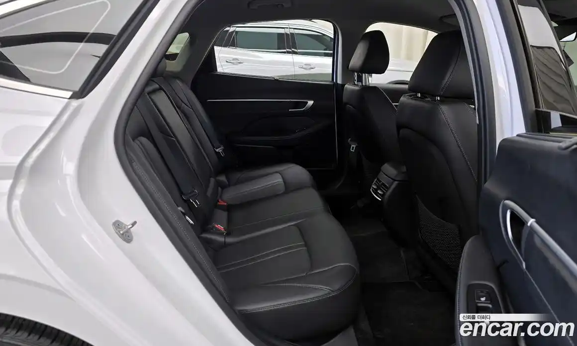 Hyundai Sonata 2024 1.6 Автомат в Москве № 813722, фото 12