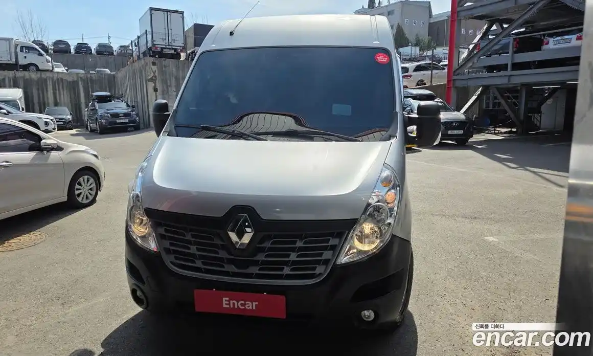 Renault Master 2019 2.3 Механическая в Москве № 814269, фото 3