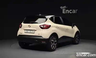 Renault QM3 2017 1.5 Автомат в Москве № 814421, миниатюра 2