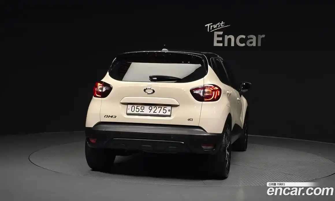 Renault QM3 2017 1.5 Автомат в Москве № 814421, фото 4