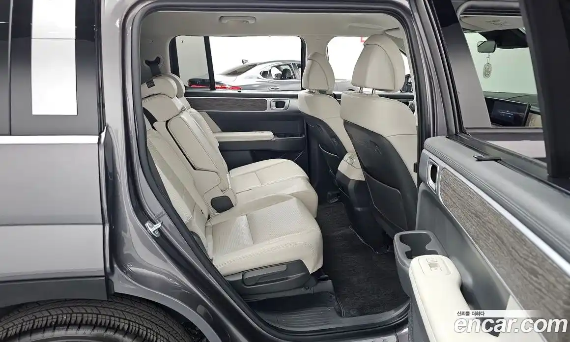 Hyundai Santa Fe 2024 1.6 Автомат в Москве № 814643, фото 12