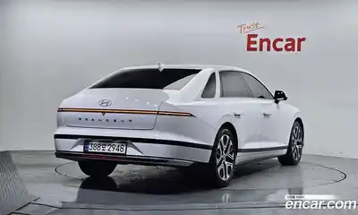 Hyundai Grandeur 2023 3.5 Автомат в Москве № 815116, миниатюра 2