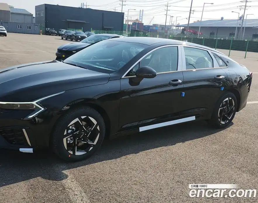 Kia K5 2026 2.0 Автомат в Москве № 815514, фото 1