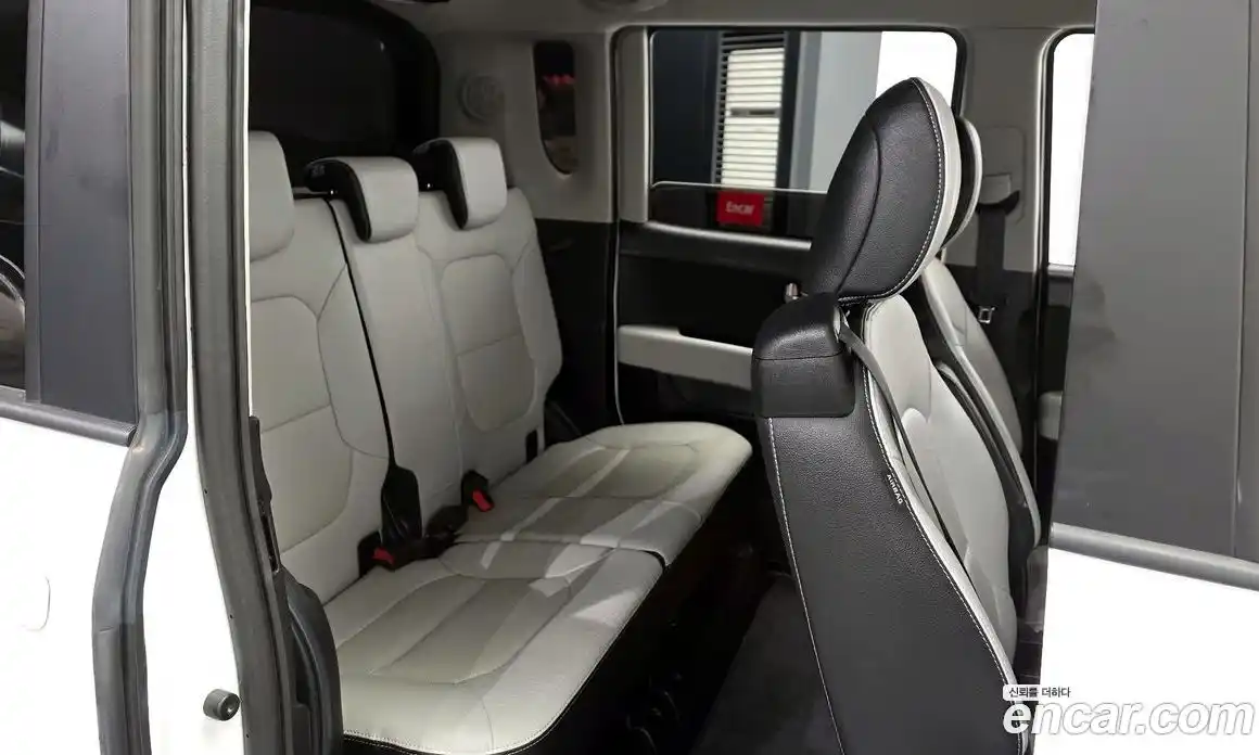 Kia Ray 2023 1.0 Автомат в Москве № 816209, фото 12