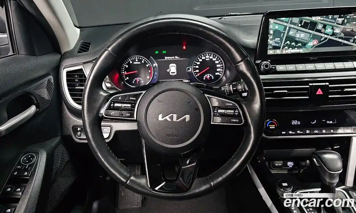 Kia Seltos 2022 1.6 Автомат в Москве № 816435, фото 13