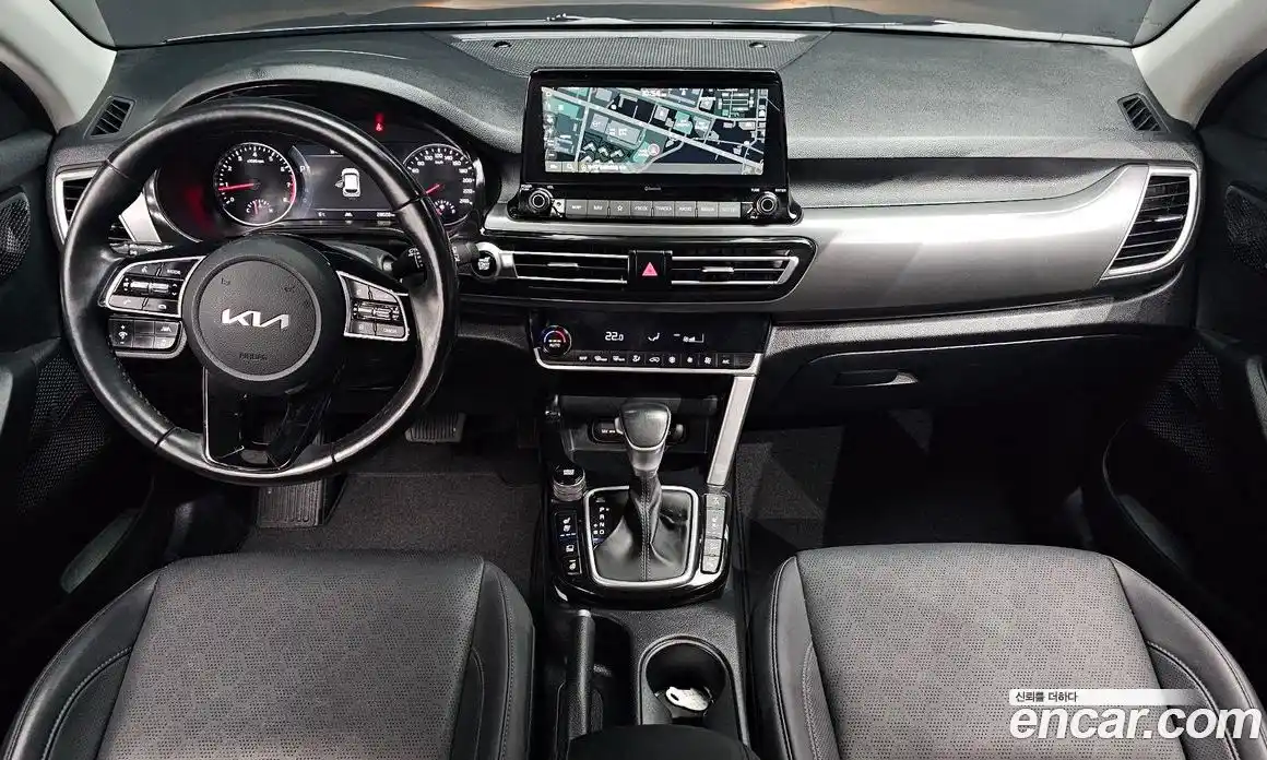 Kia Seltos 2022 1.6 Автомат в Москве № 816435, фото 7