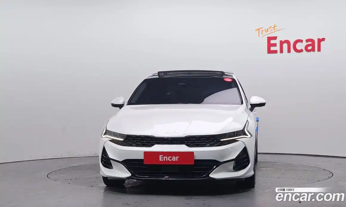 Kia K5 2023 1.6 Автомат в Москве № 816482, фото 3