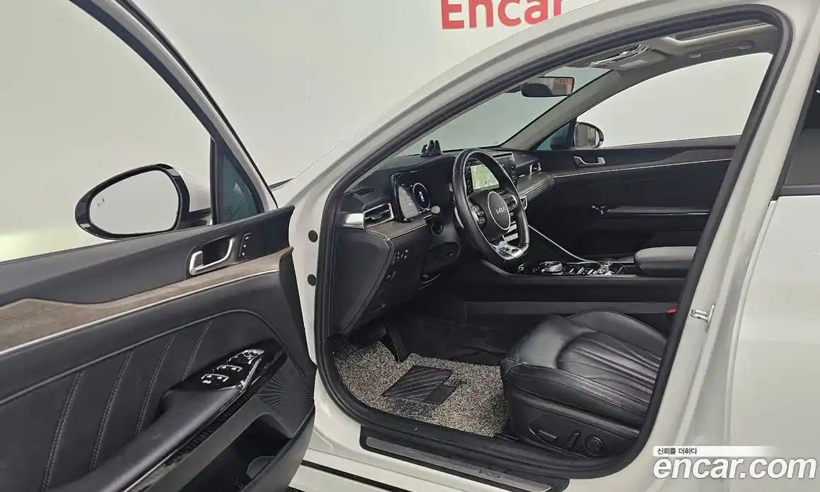 Kia K5 2023 1.6 Автомат в Москве № 816482, фото 10