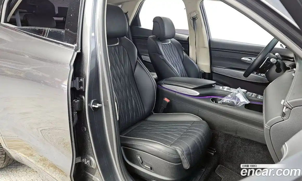 Genesis GV70 2022 2.5 Автомат в Москве № 817522, фото 12