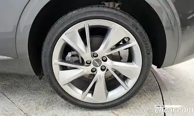 Genesis GV70 2022 2.5 Автомат в Москве № 817522, миниатюра 5