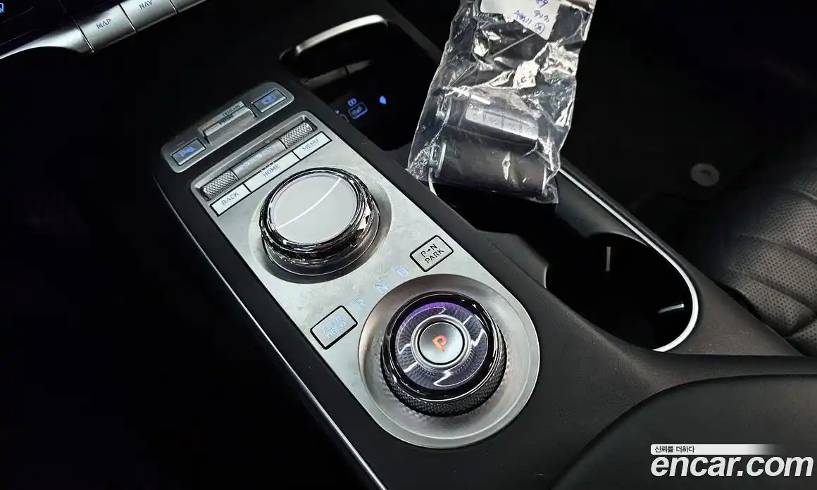 Genesis GV70 2022 2.5 Автомат в Москве № 817522, фото 9