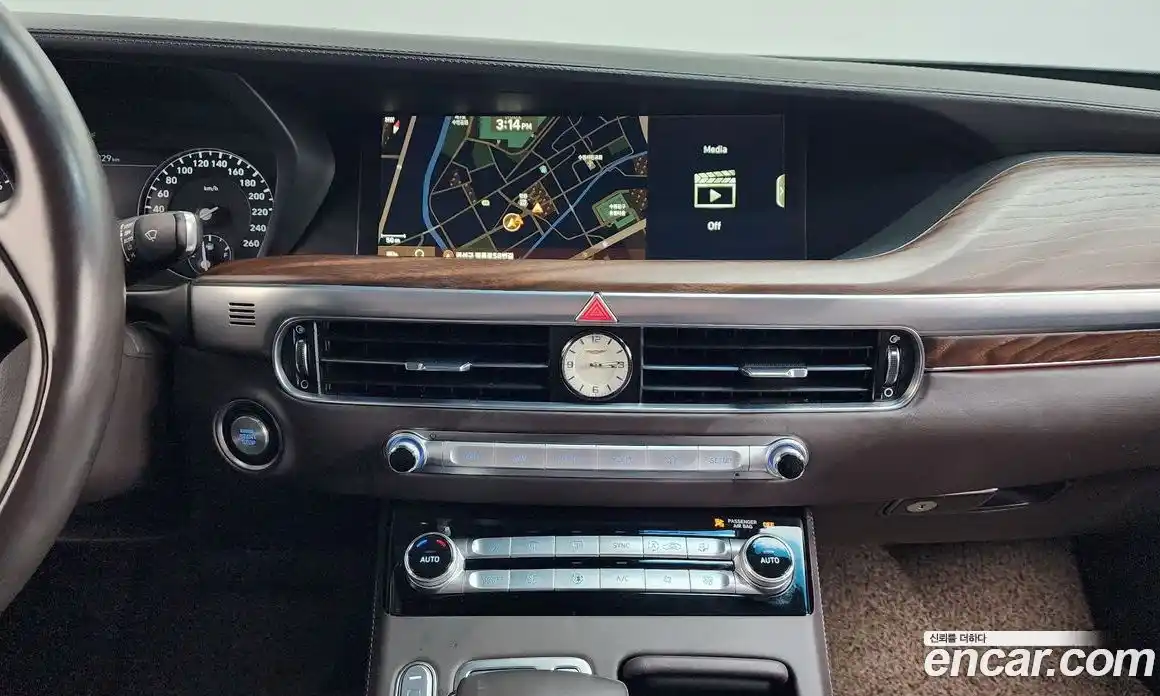 Genesis G90 2019 5.0 Автомат в Москве № 817828, фото 14