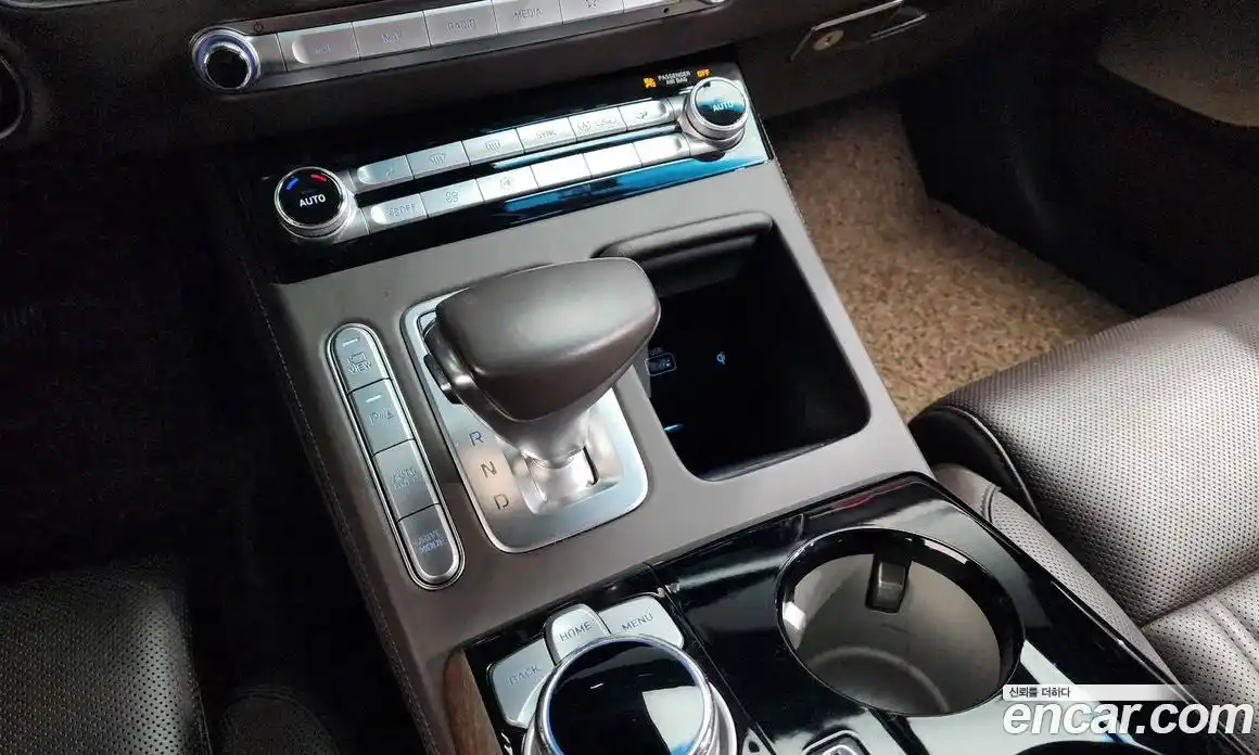 Genesis G90 2019 5.0 Автомат в Москве № 817828, фото 9