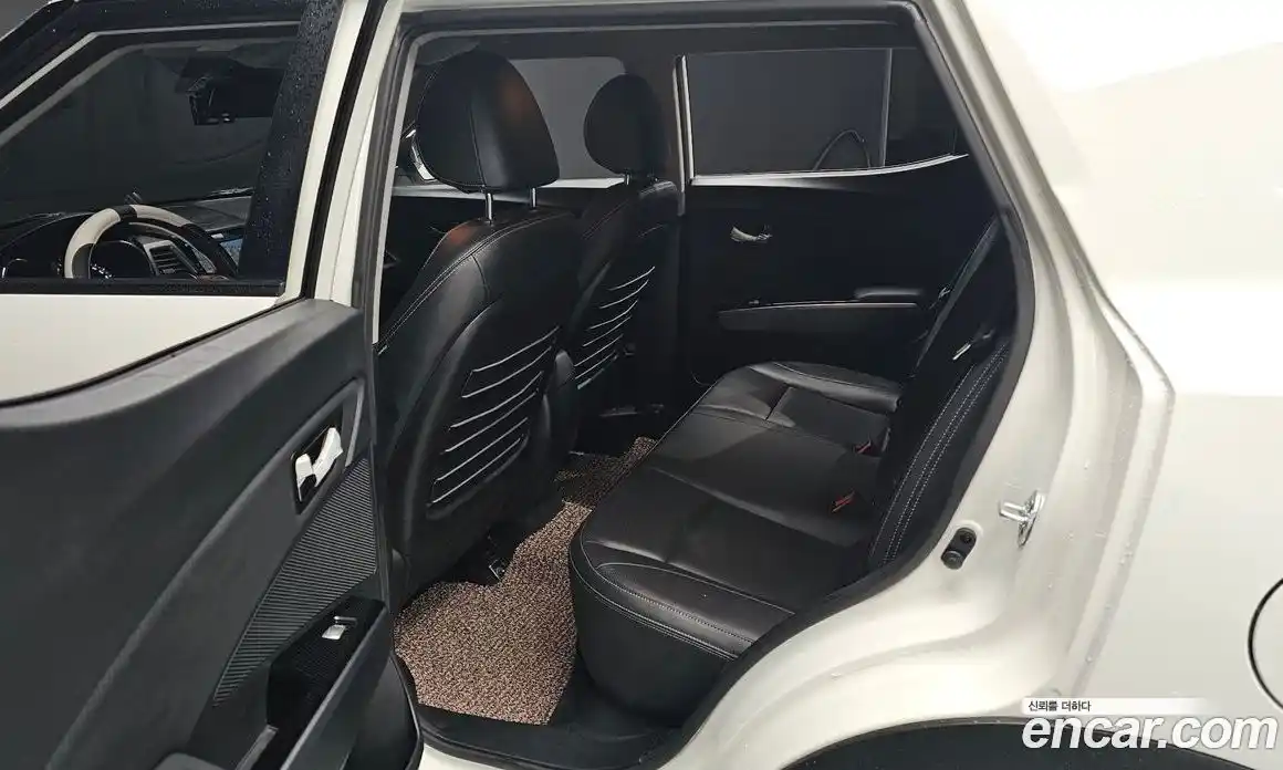 SsangYong TIBOLI 2018 1.6 Автомат в Москве № 818067, фото 12