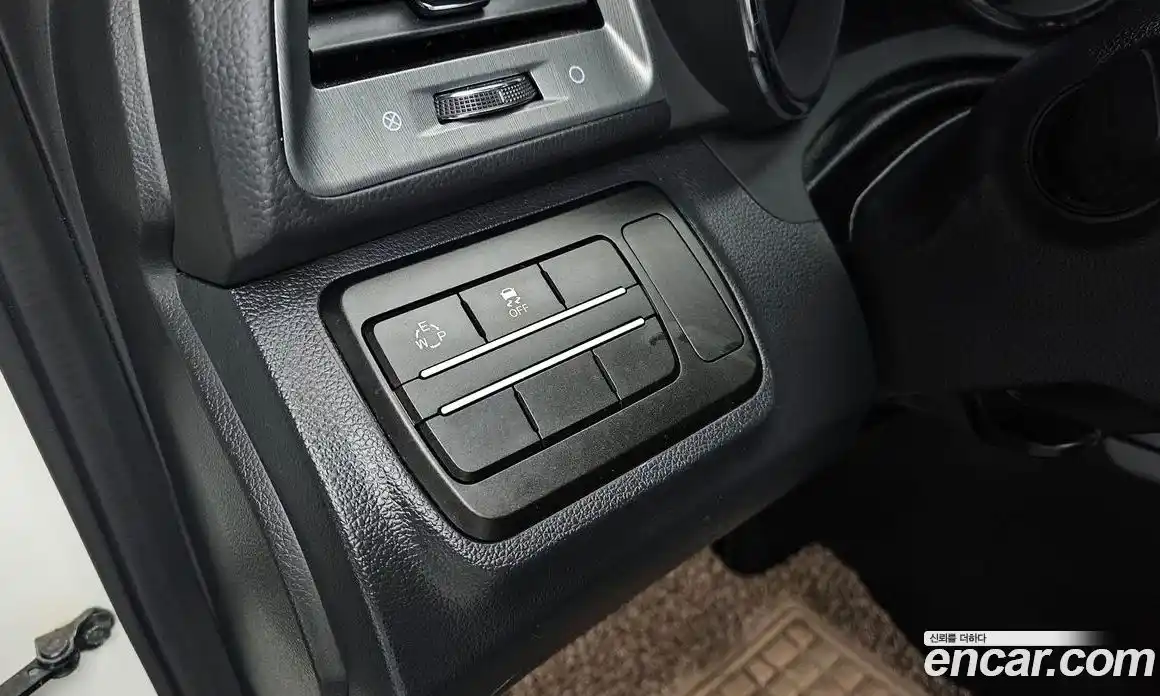 SsangYong TIBOLI 2018 1.6 Автомат в Москве № 818067, фото 18