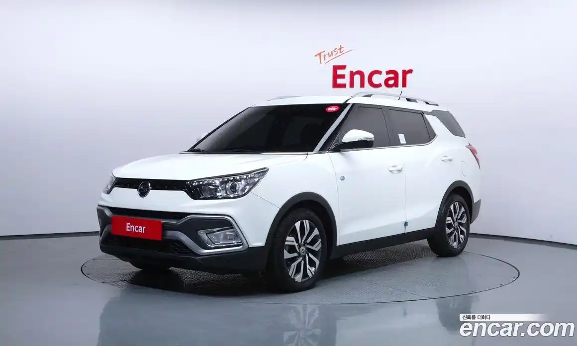 SsangYong TIBOLI 2019 1.6 Автомат в Москве № 818628, фото 1