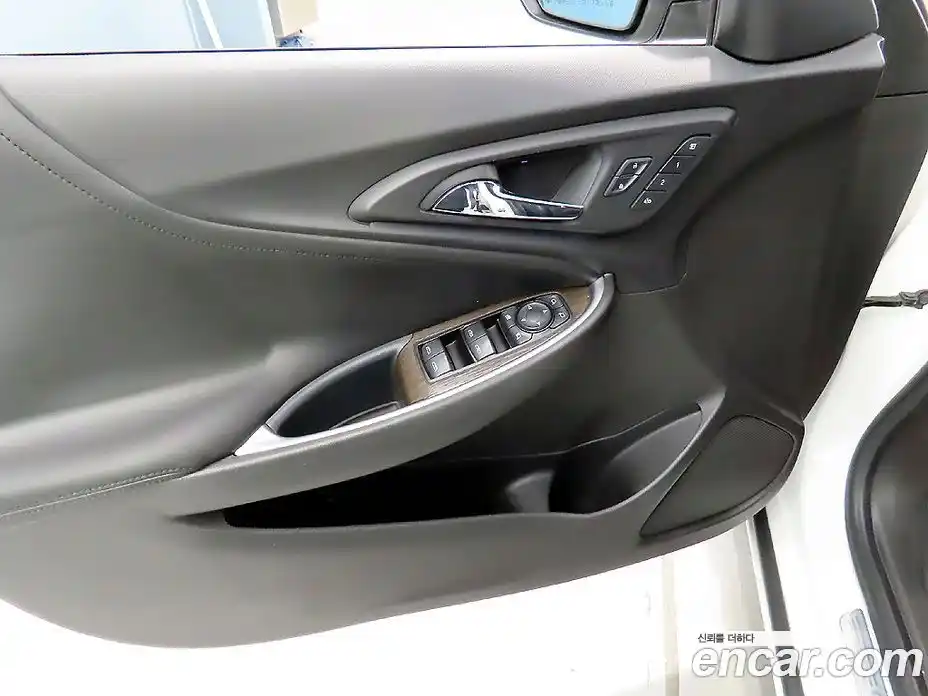 Chevrolet Malibu 2016 2.0 Автомат в Москве № 820023, фото 15