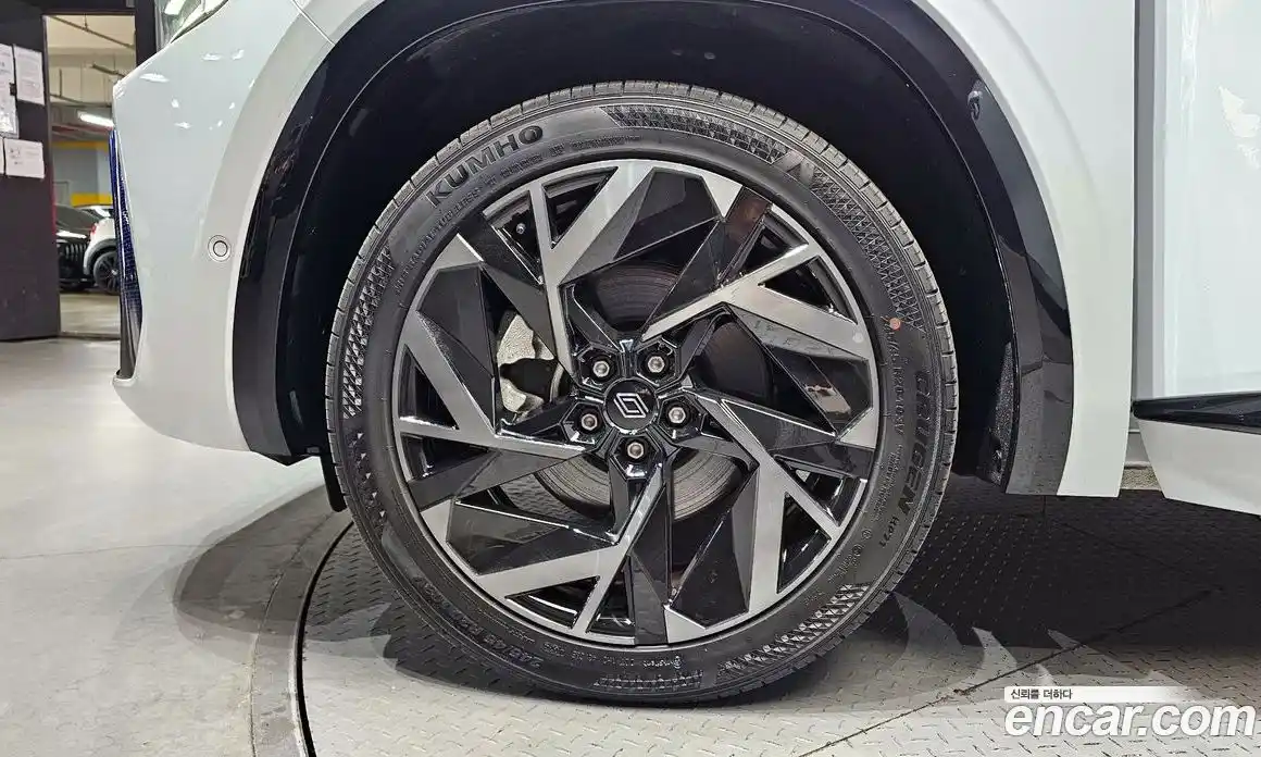 Renault Grand Koleos 2024 1.5 Автомат в Москве № 820455, фото 5