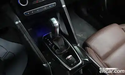 Renault QM6 2018 2.0 Автомат в Москве № 820687, миниатюра 9