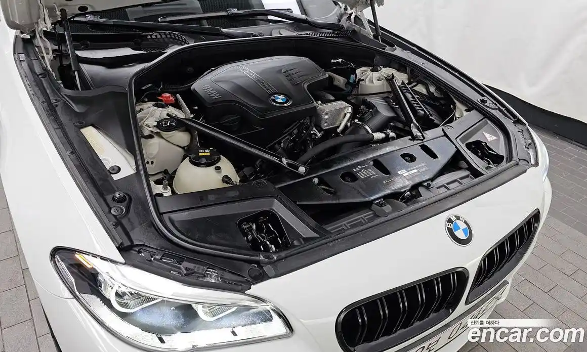 BMW 5-Series 2016 2.0 Автомат в Москве № 821237, фото 6