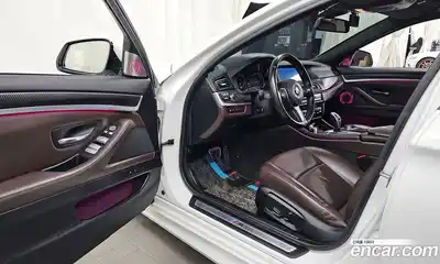 BMW 5-Series 2016 2.0 Автомат в Москве № 821237, миниатюра 10
