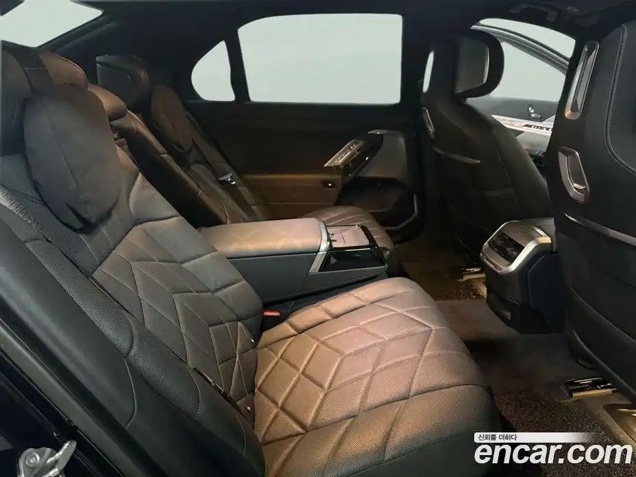 BMW 7-Series 2023 3.0 Автомат в Москве № 821313, фото 10