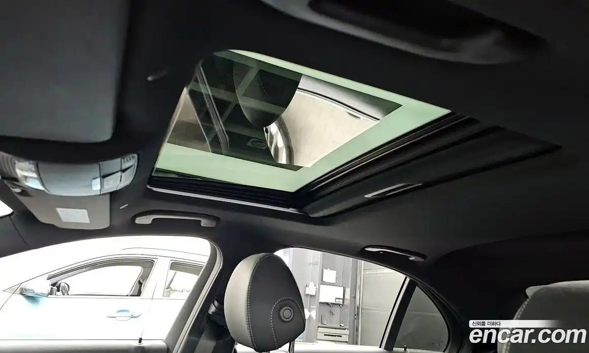 Mercedes-Benz E-Class 2021 2.0 Автомат в Москве № 821904, фото 18