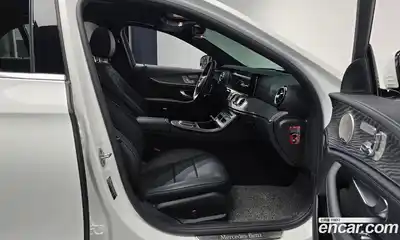 Mercedes-Benz E-Class 2022 2.0 Автомат в Москве № 822256, миниатюра 11