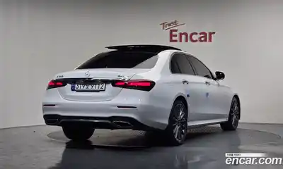 Mercedes-Benz E-Class 2022 2.0 Автомат в Москве № 822256, миниатюра 2