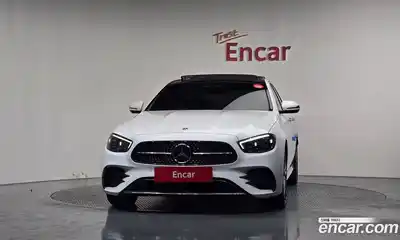 Mercedes-Benz E-Class 2022 2.0 Автомат в Москве № 822256, миниатюра 3