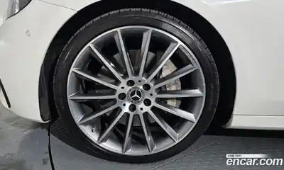 Mercedes-Benz E-Class 2022 2.0 Автомат в Москве № 822256, миниатюра 5