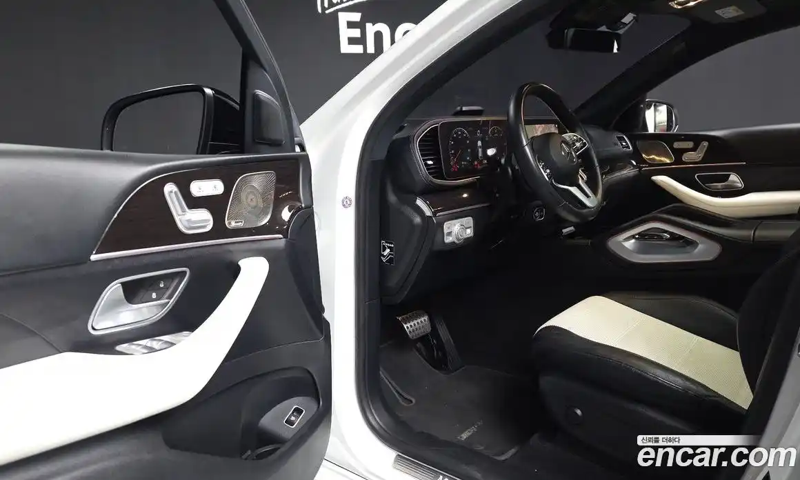 Mercedes-Benz GLE-Class 2022 2.9 Автомат в Москве № 822871, фото 9