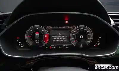 Audi Q3 2022 2.0 Автомат в Москве № 823222, миниатюра 8