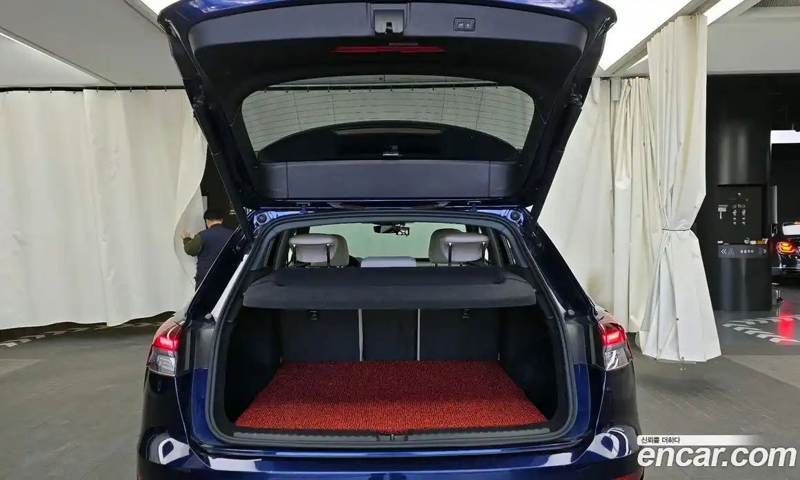 Audi Q4 e-tron 2022 0.2 Автомат в Москве № 823245, фото 20