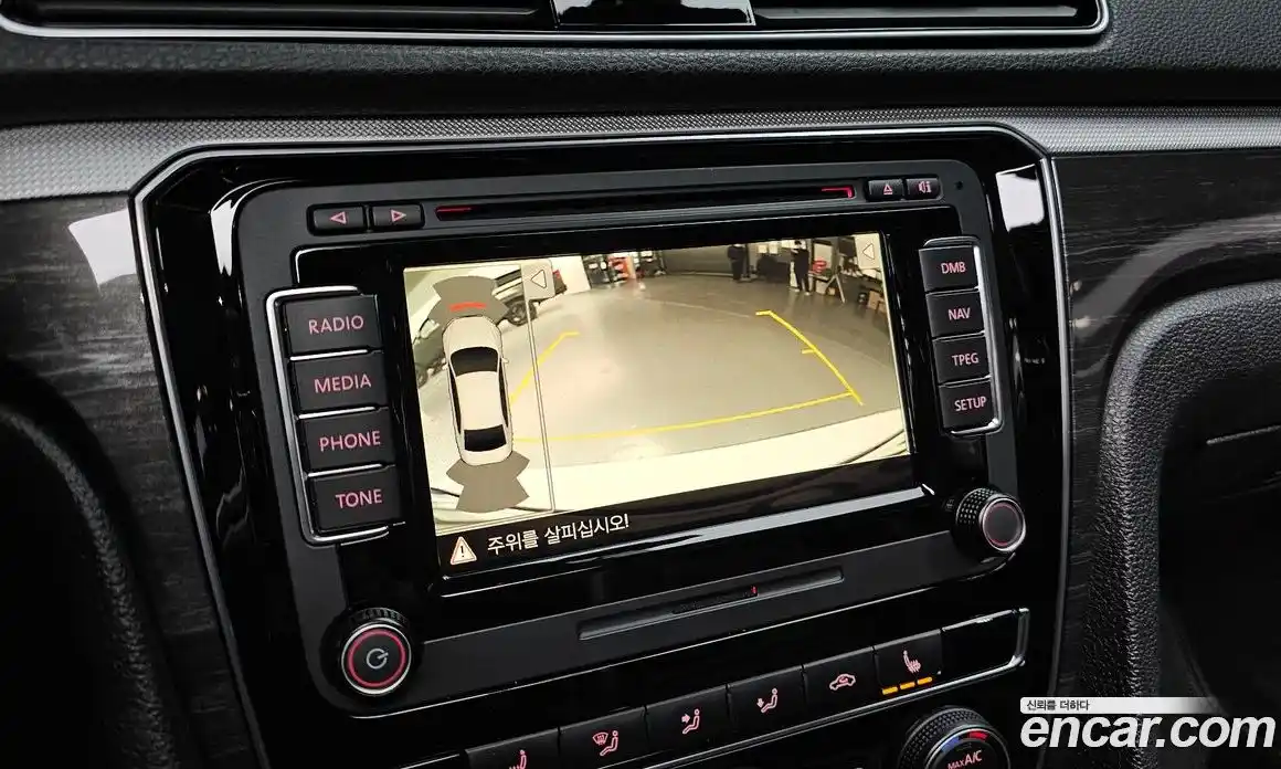 Volkswagen Passat 2018 2.0 Автомат в Москве № 826131, фото 15