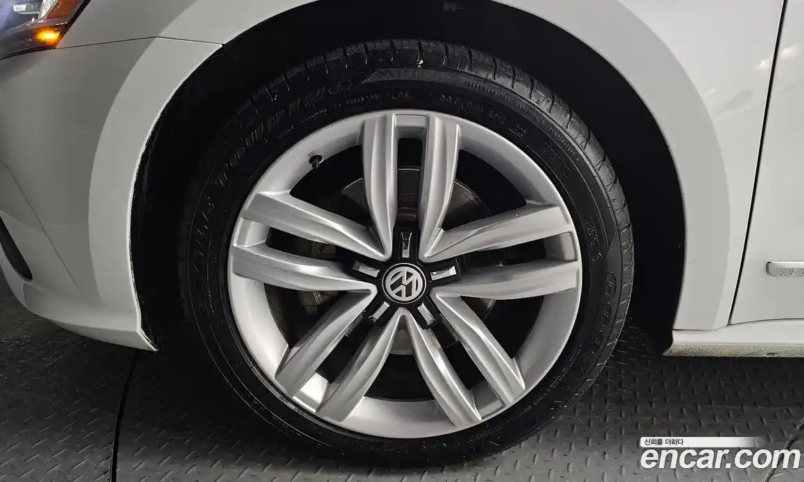 Volkswagen Passat 2018 2.0 Автомат в Москве № 826131, фото 5