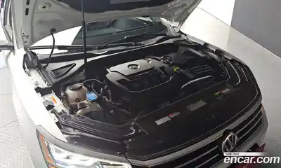 Volkswagen Passat 2018 2.0 Автомат в Москве № 826131, миниатюра 6